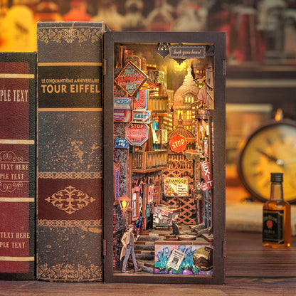 CUTEBEE DIY Book Nook Kit (The Long Goodbye)